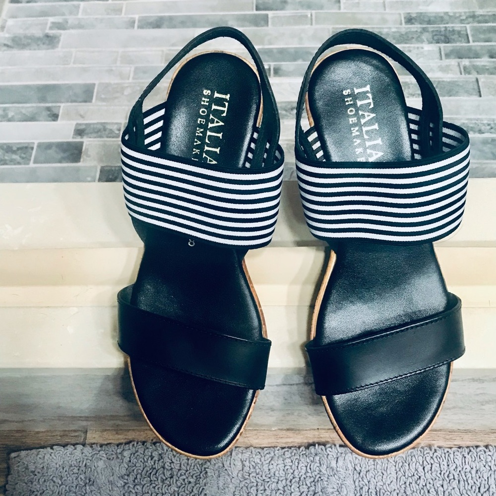 Navy Blue & White Summer Sandals - size 8
